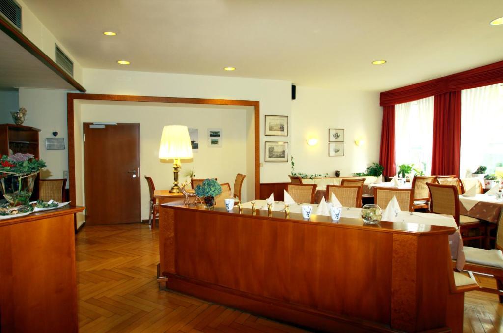 Hotel Goldener Hirsch Friedrichshafen Exterior foto